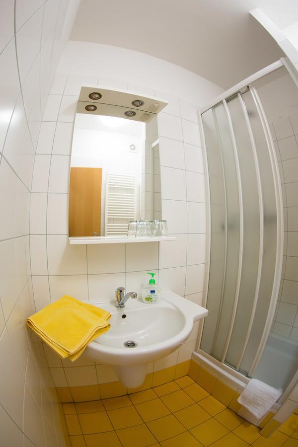 Chata Lanovka Hotel Lipno nad Vltavou Zewnętrze zdjęcie